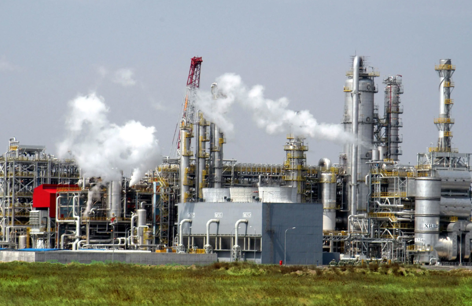 恒温恒湿试验箱可适用于化工行业机械设备试验测试